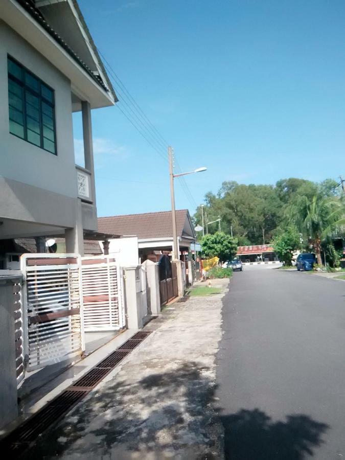 Penginapan Mycj - Roomstay Kuala Terengganu Exterior photo