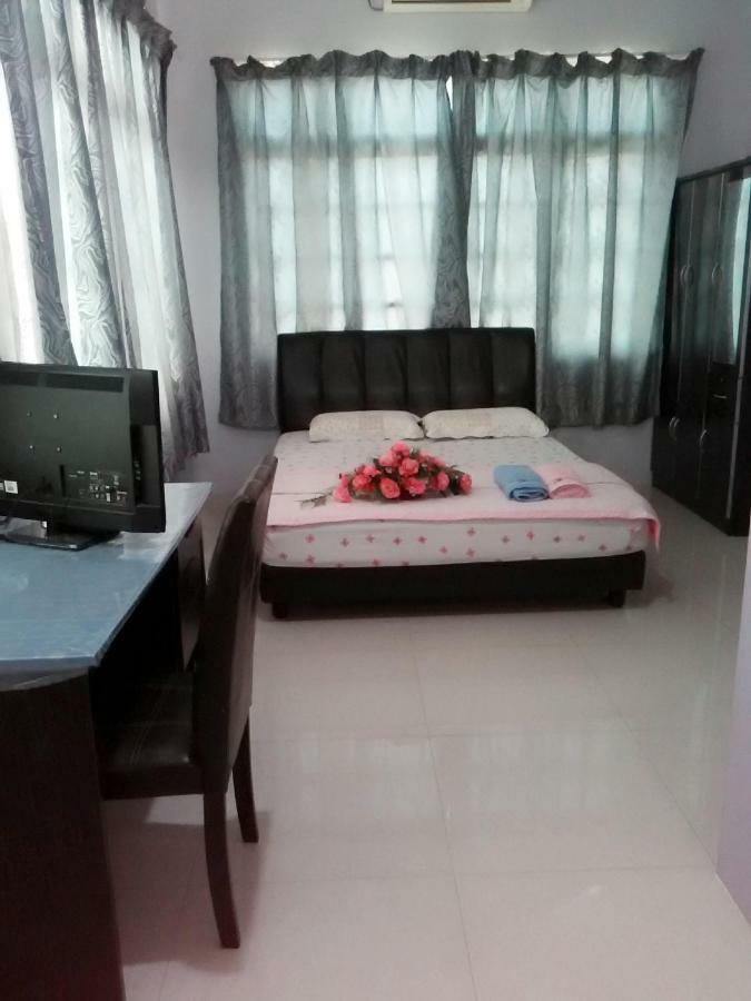 Penginapan Mycj - Roomstay Kuala Terengganu Exterior photo